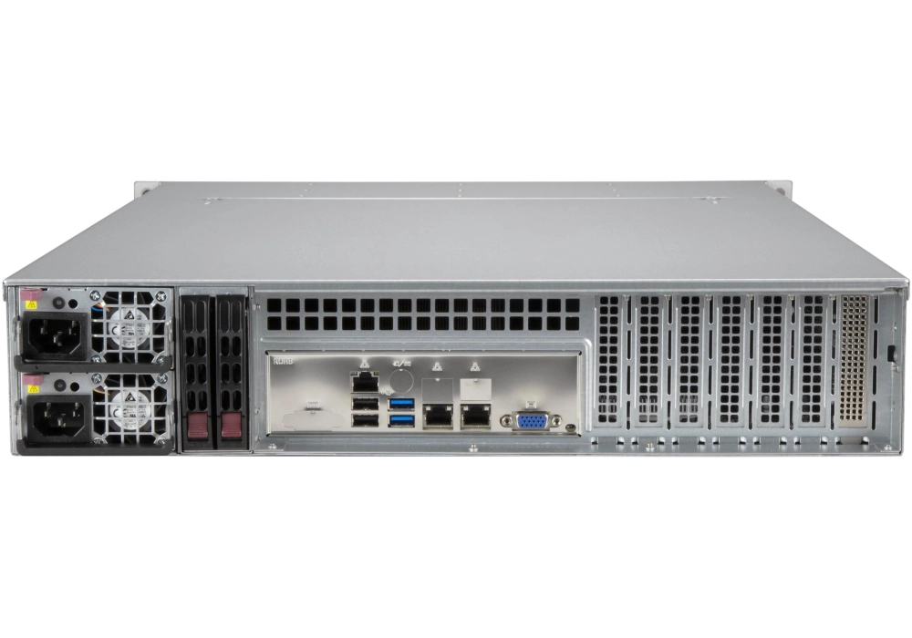 Supermicro SuperChassis 826BAC12-R802LPB